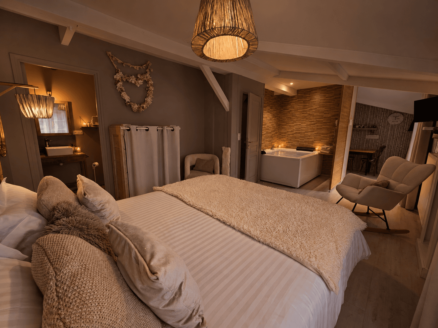 Cayeux-sur-mer : chambre d'hôtes Les Portes du Hâble - Loft Baie en bulles 24