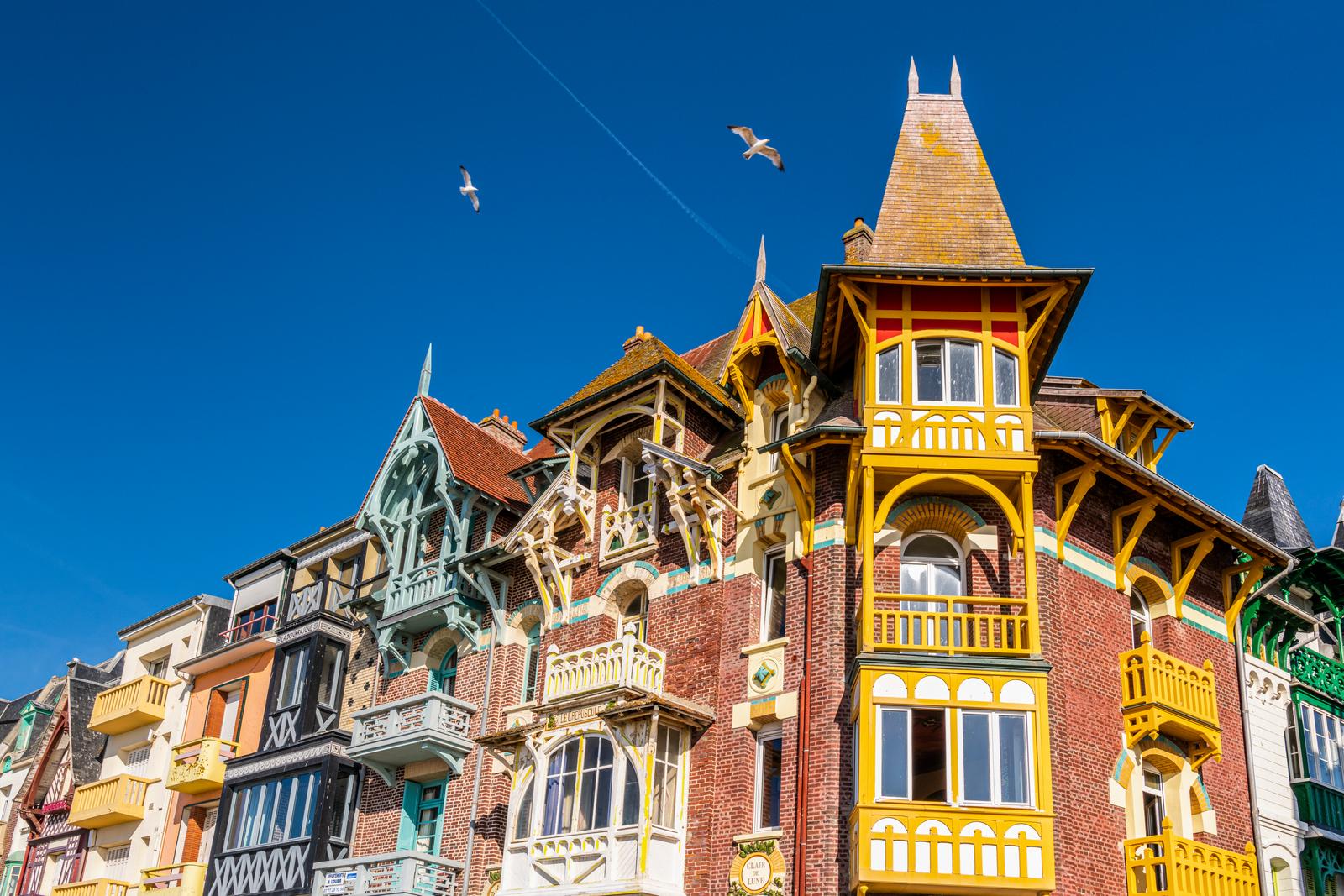 Mers-les-Bains : façades de villas Art Déco Belle Époque 03