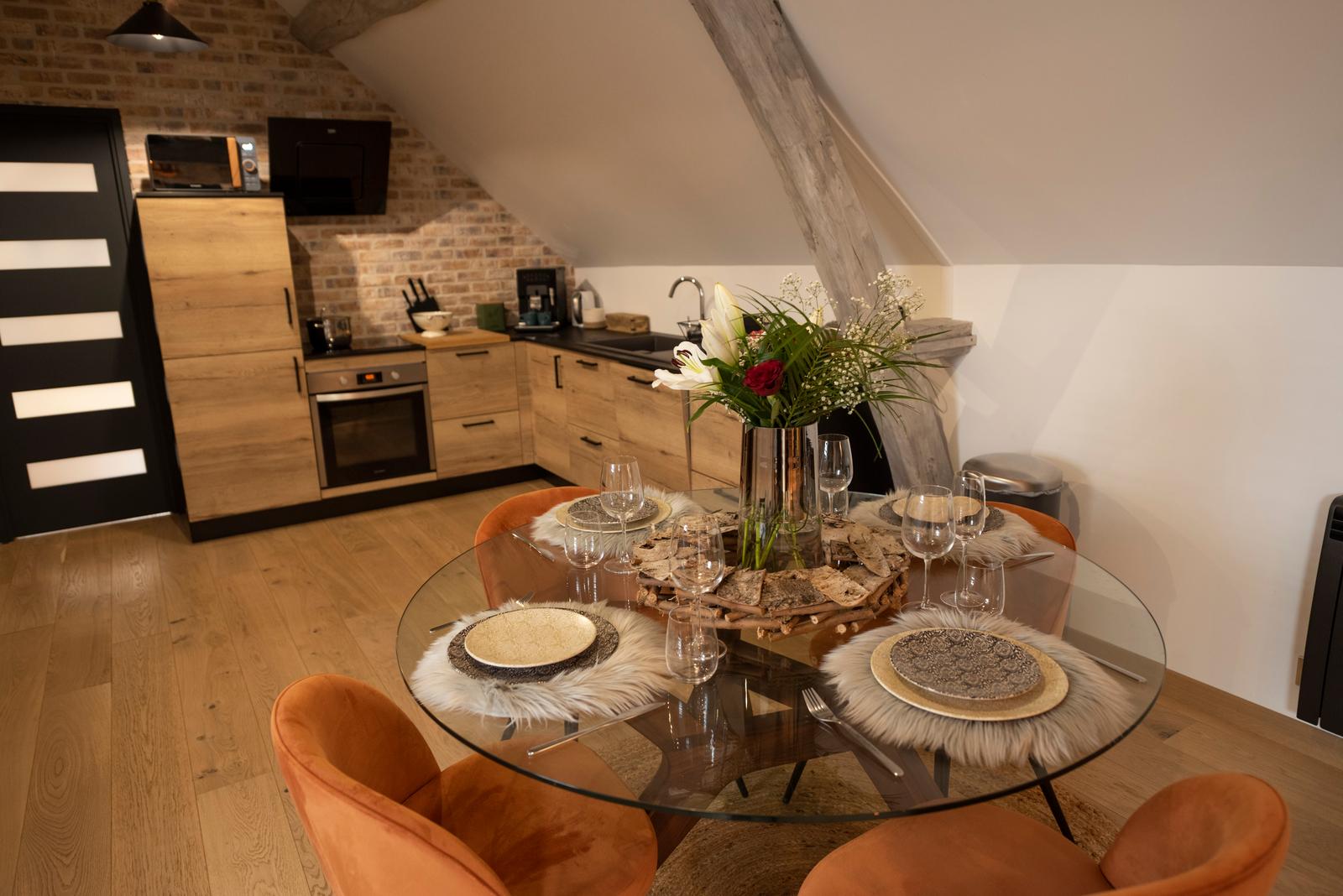 Lacroix-Saint-Ouen : gîte La Charmeraie 28