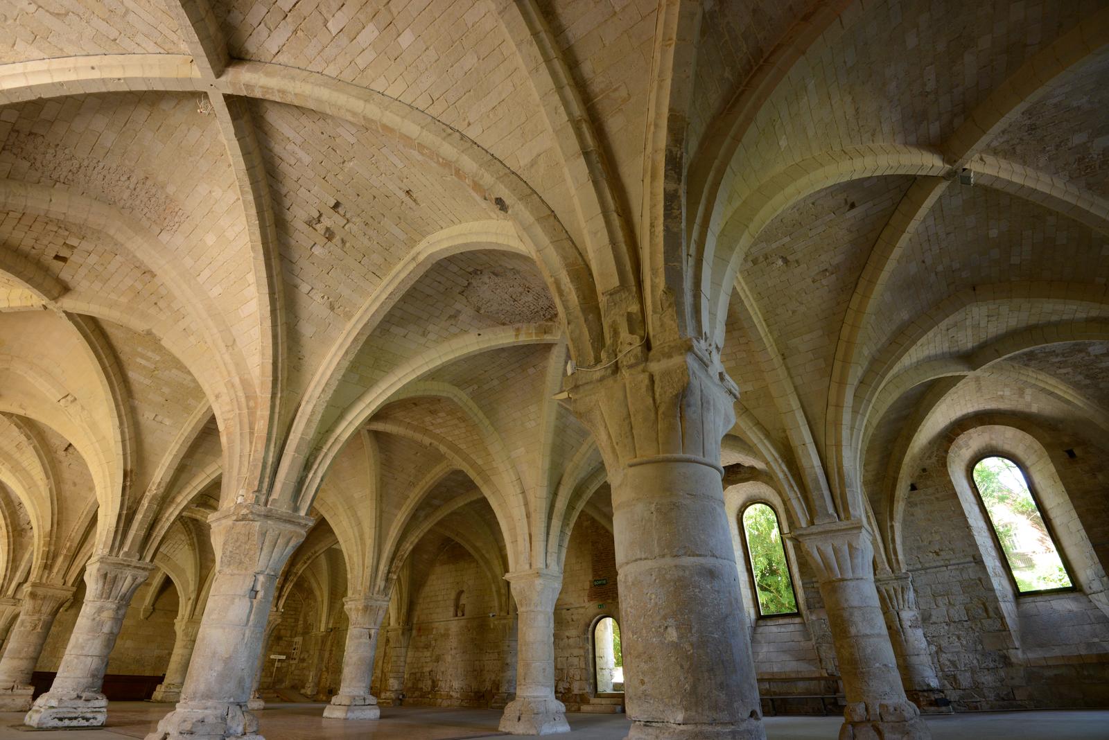 Voutes de l'abbaye de Vaucelles 01
