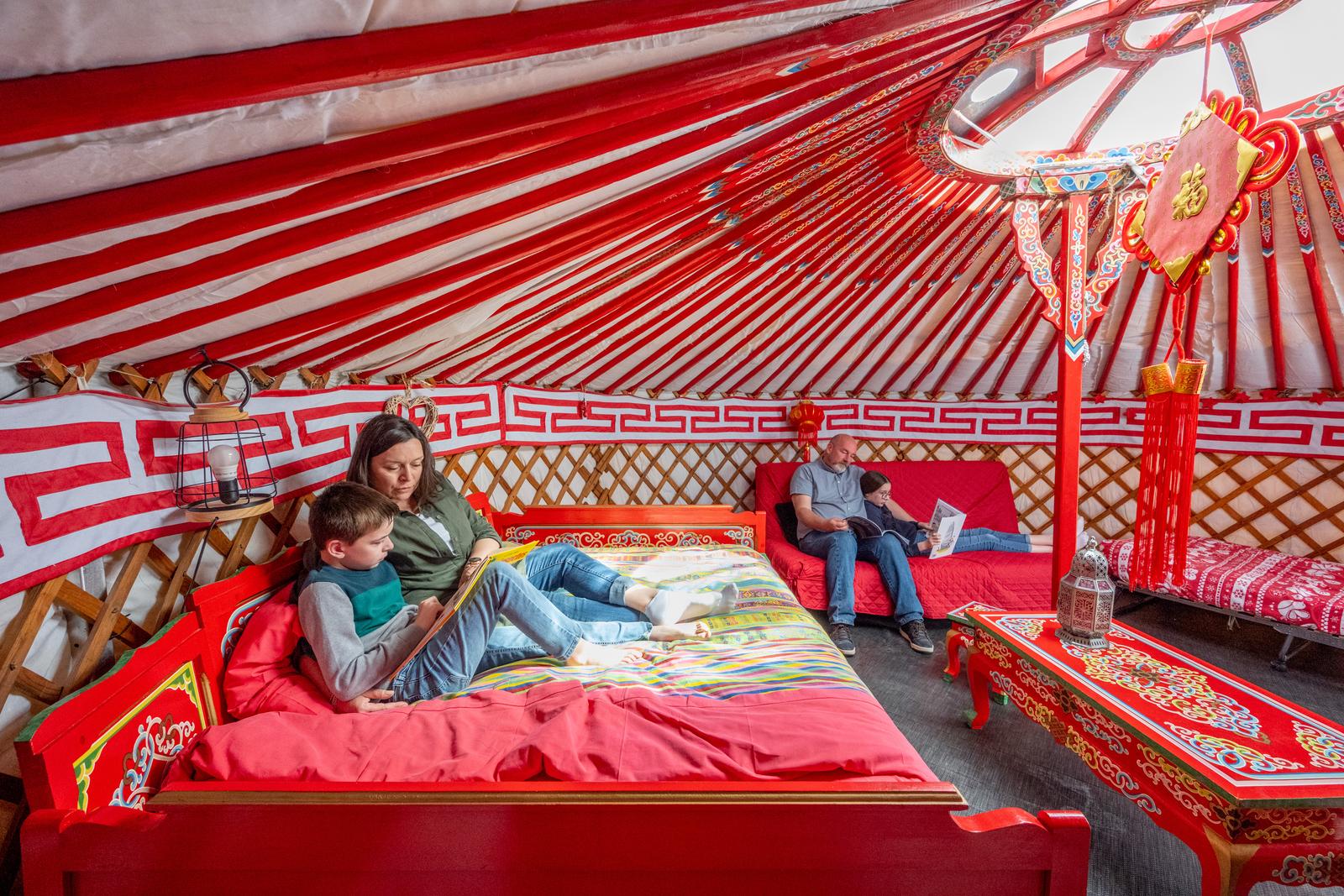 Farbus : yourte à la ferme du moulin de bois 12