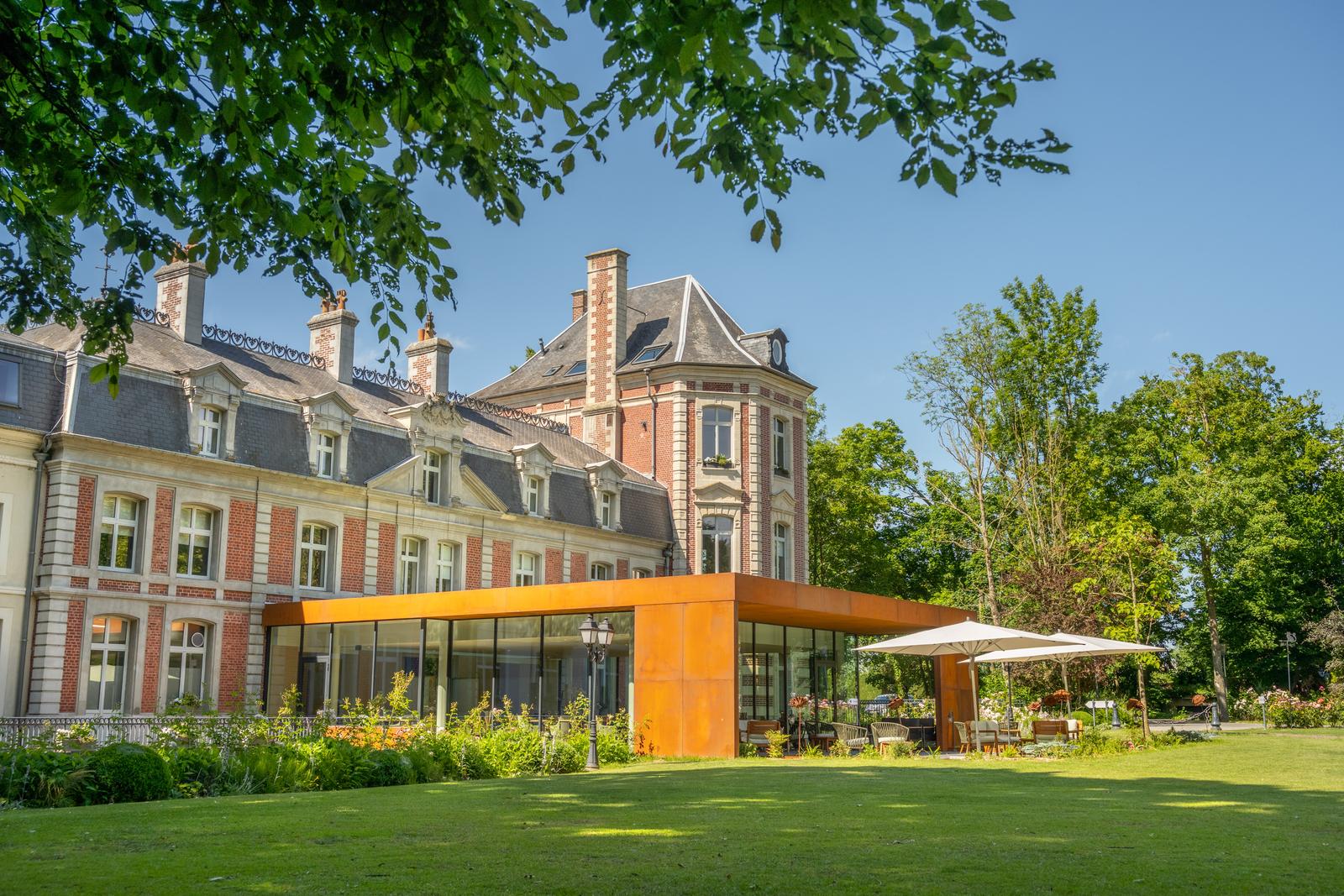 Busnes : le château de Beaulieu - terrasse 02