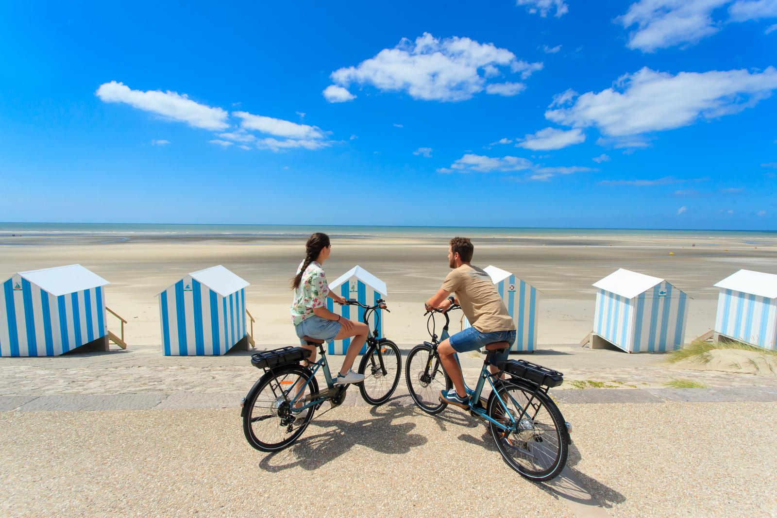 Hardelot : couple à vélo 02