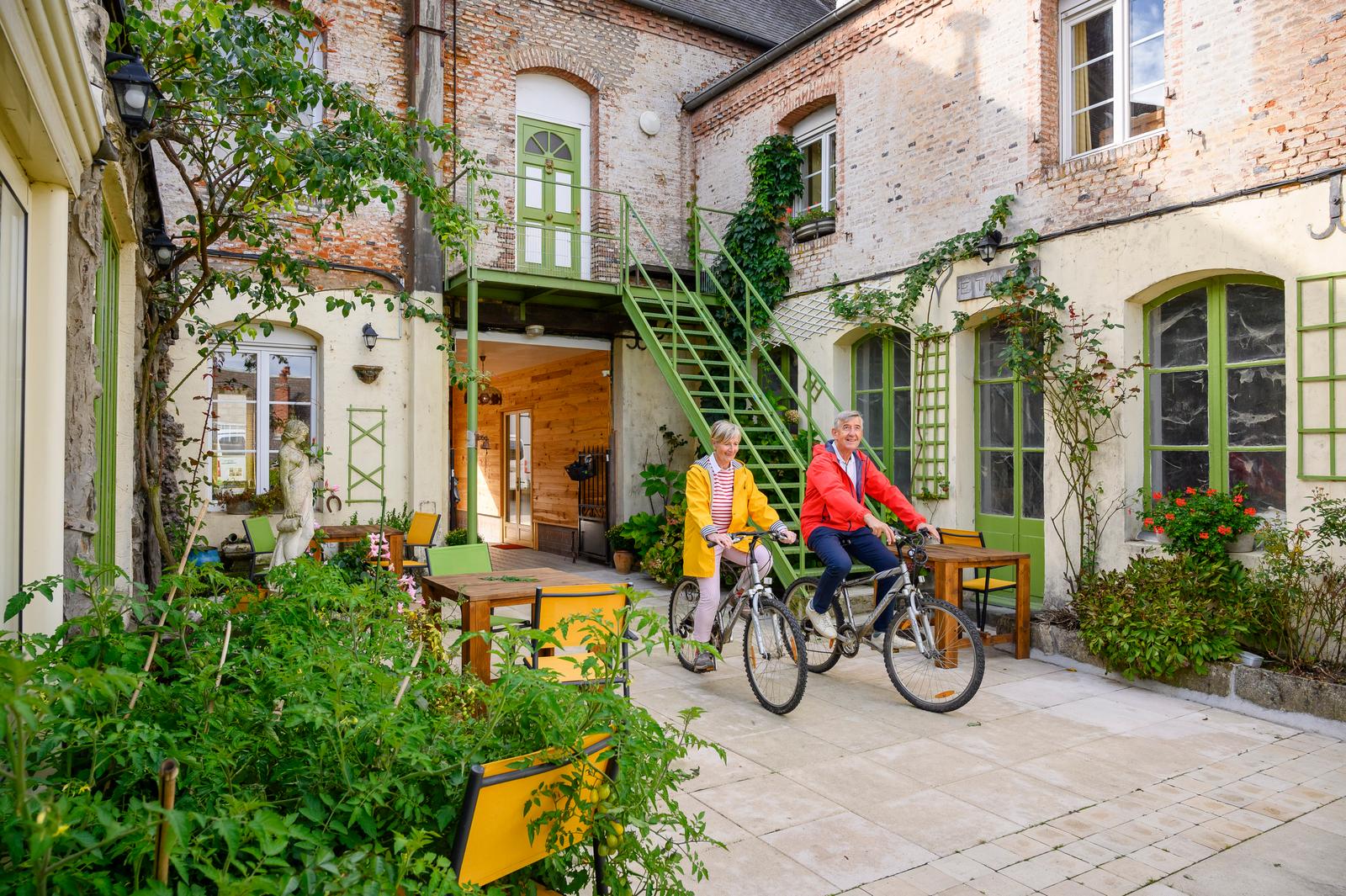 Rozoy-sur-Serre : chambre d'hôtes Au Chapitre 13
