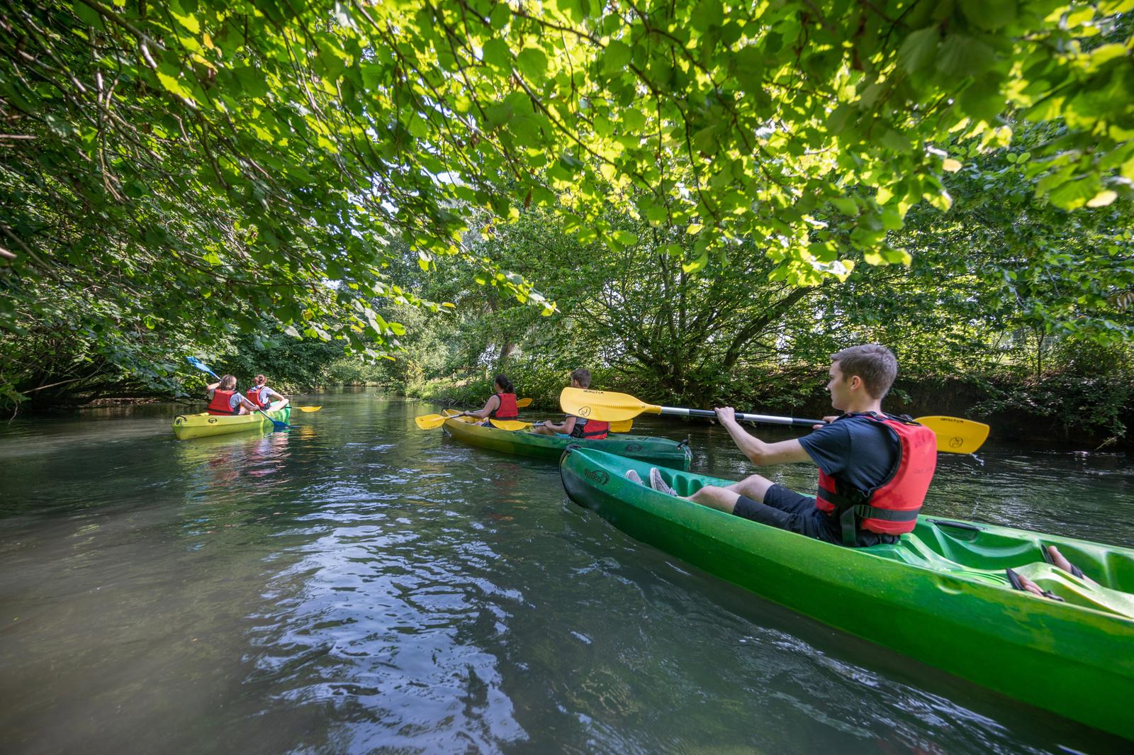 Loeuilly : kayak à la base nautique 01