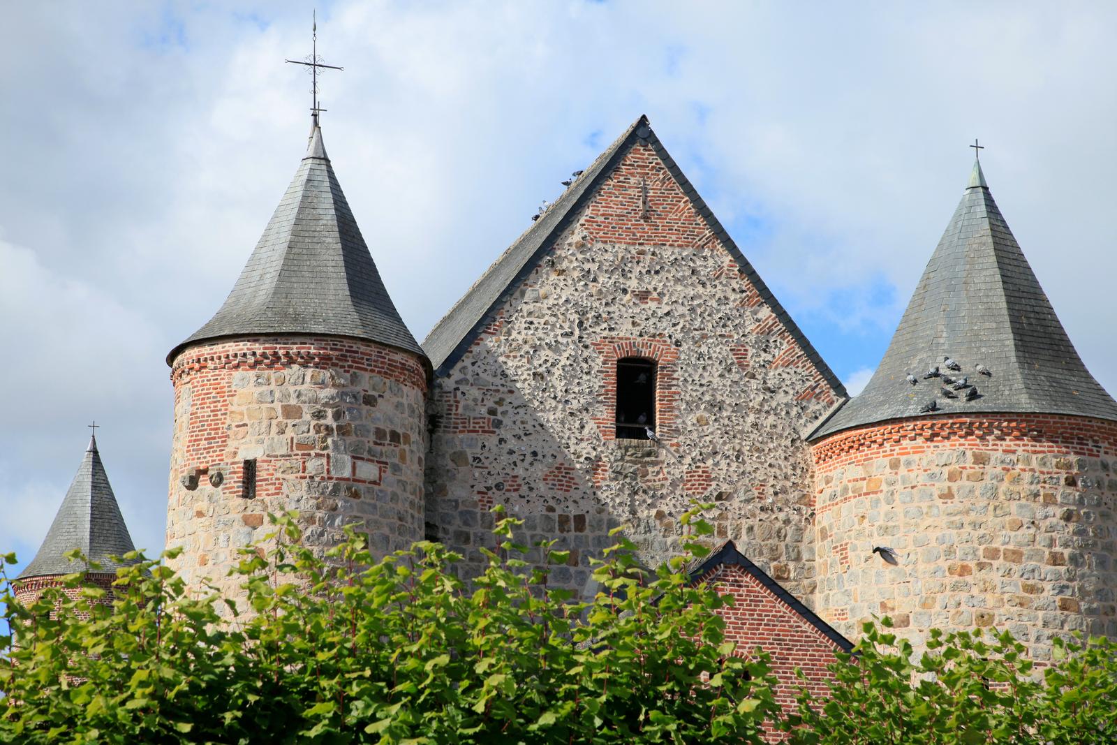 La Bouteille : église fortifiée Notre Dame