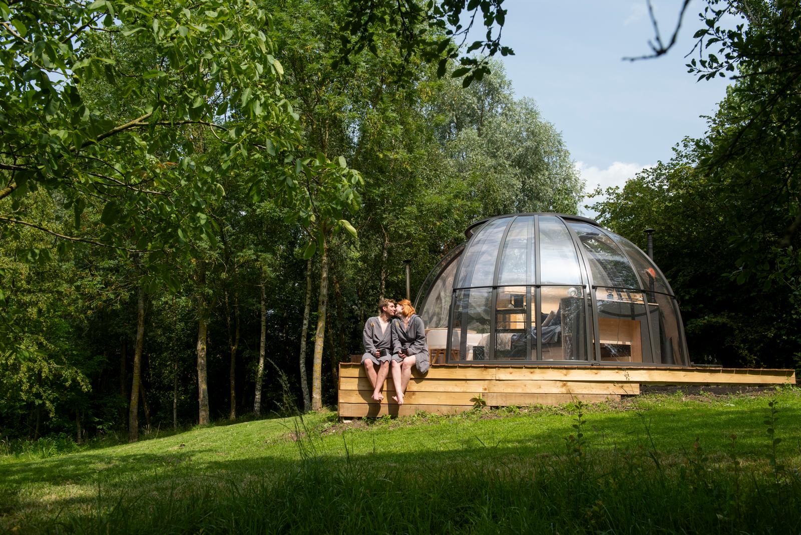 Etréaupont : couple dans la bulle, hébergement insolite, au domaine des Foulons 04