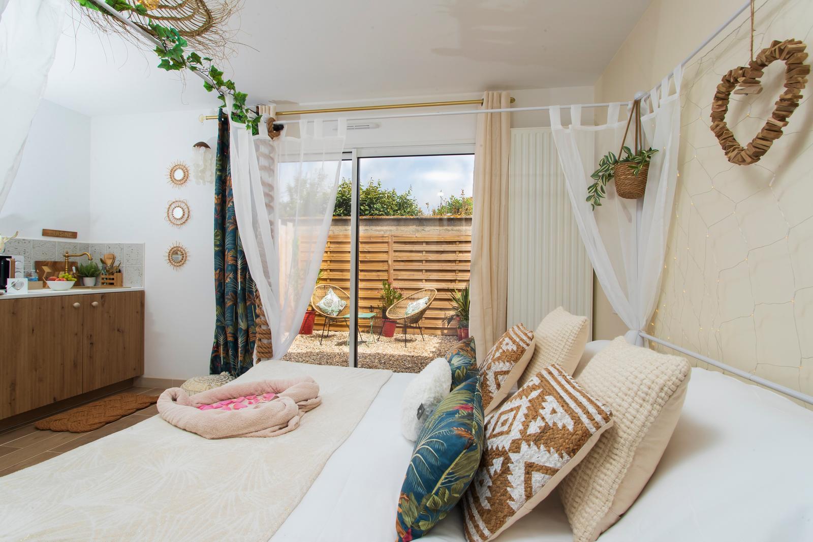 Verton - Lovers Room Tropical - 11
