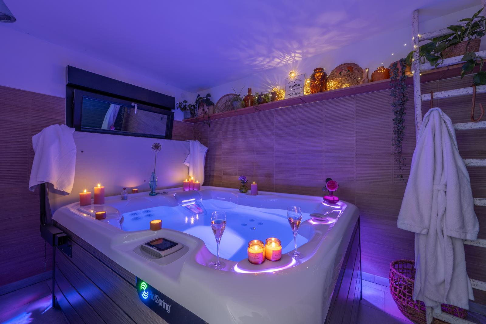 Saint-Martin-lez-Tatinghem : spa du gîte "Le Bon Temps" 01