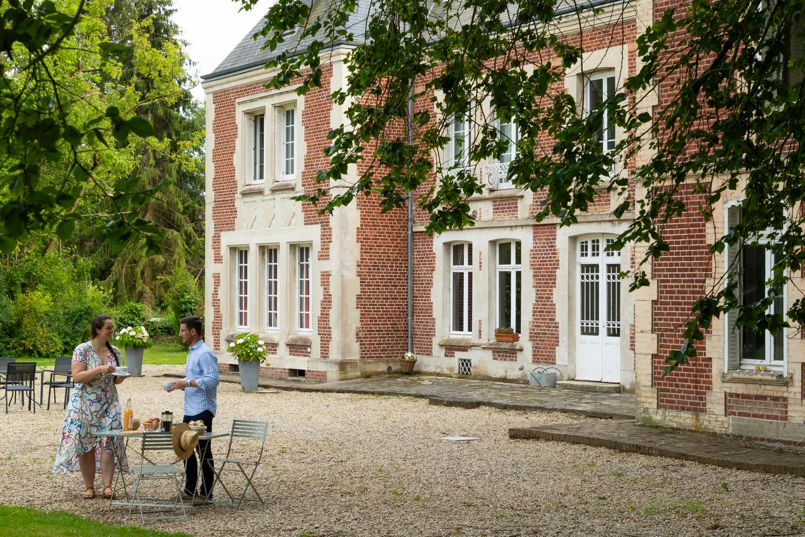 Omiécourt - Château d'Omiécourt : extérieur 07