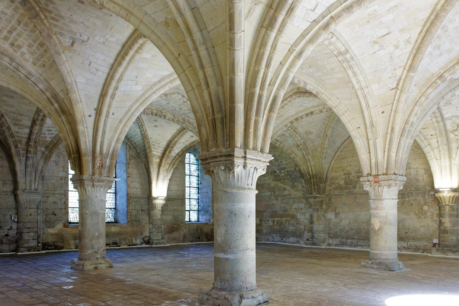 Les Rues-des-Vignes : l'abbaye de Vaucelles 11