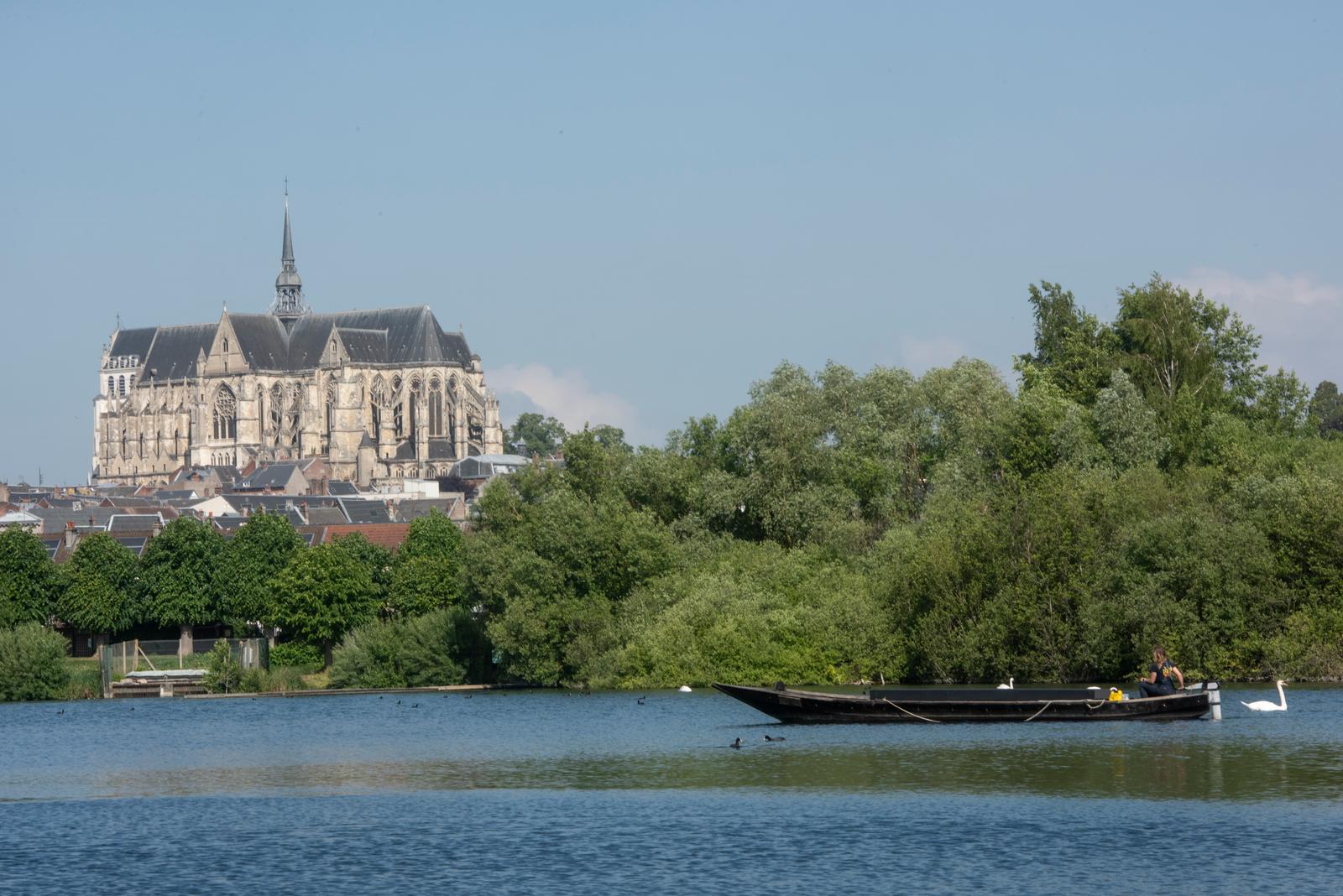 Saint-Quentin : guide nature sur un bacôve dans les Marais d'Isle 03