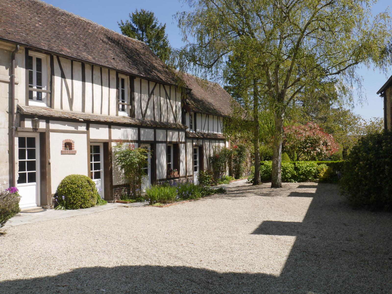 Thibivillers : le puits d'angle 02