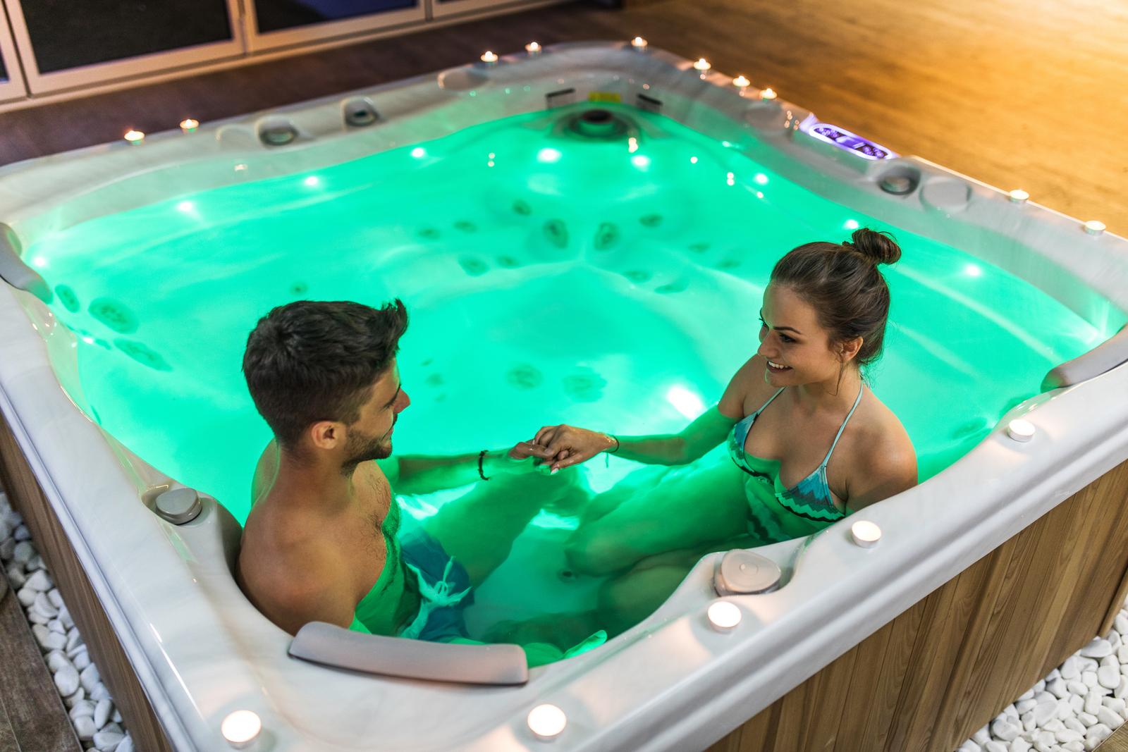 Couple dans un spa _ iStock-817401180