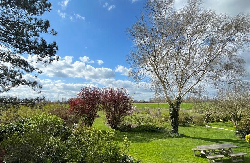 Merville : Aux 2 Girouettes 025