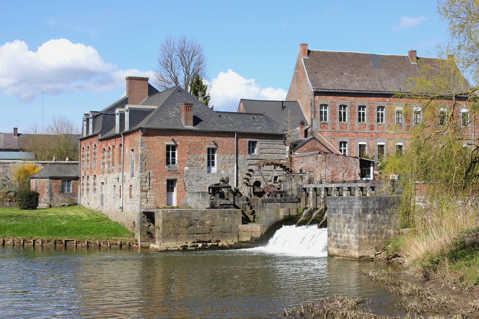 Maroilles : Le moulin