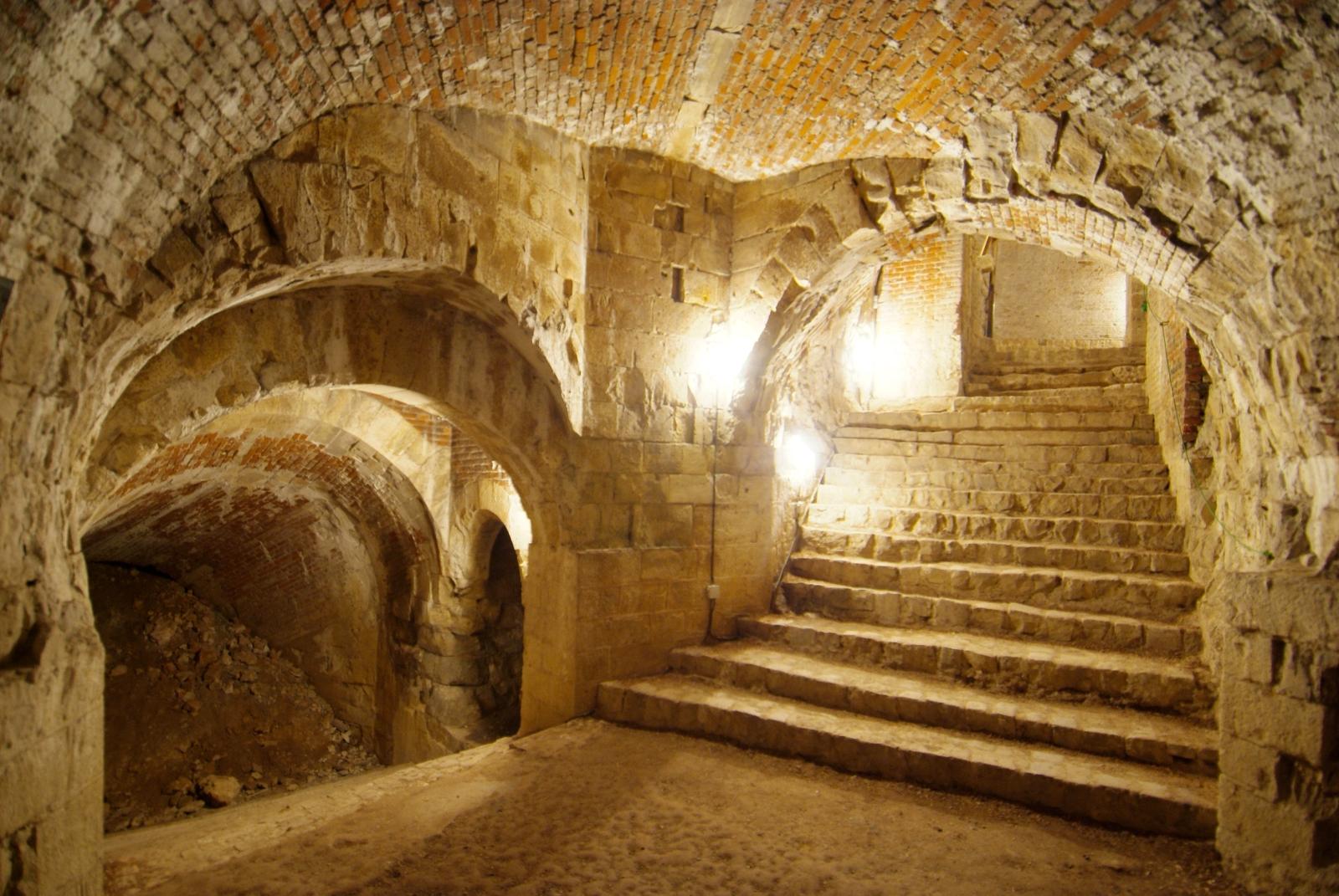 Guise : souterrains du château fort 03