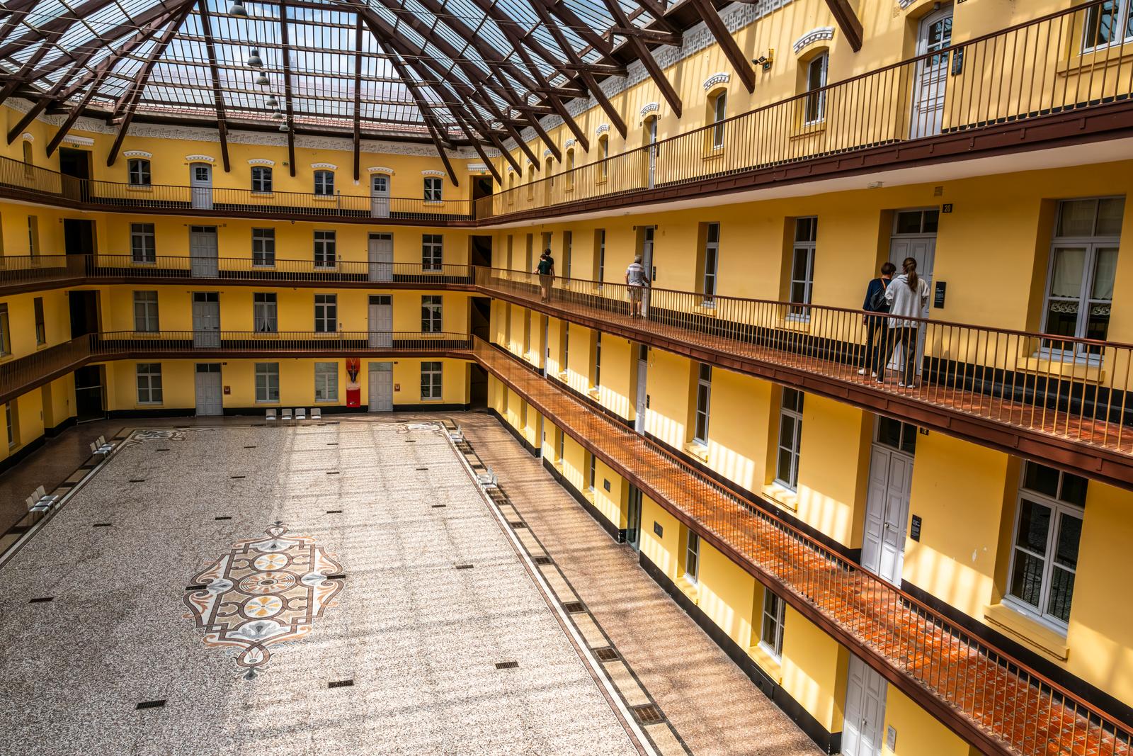 Guise : visite au familistère