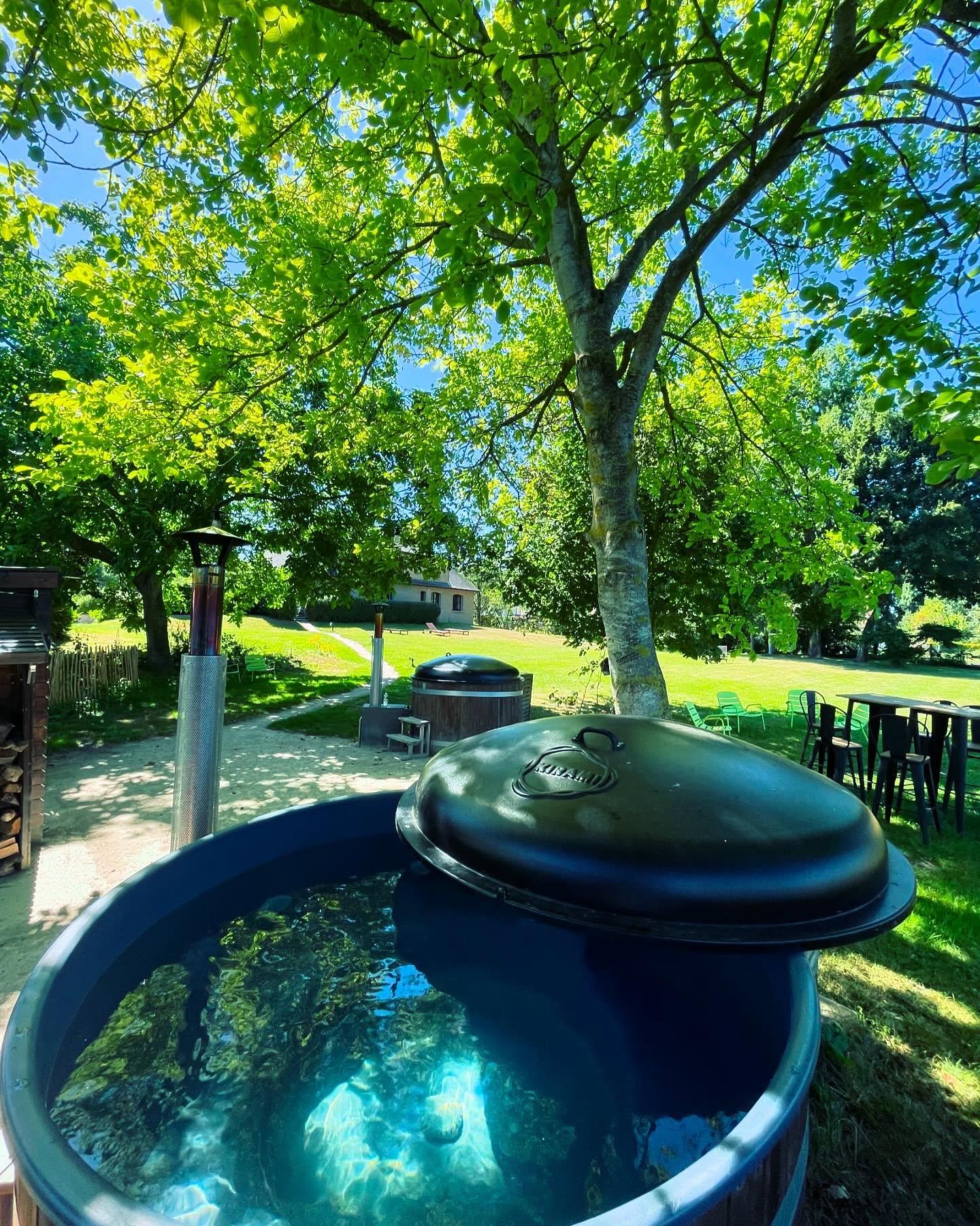 Bray-les-Mareuil : La Fabrik en baie  06