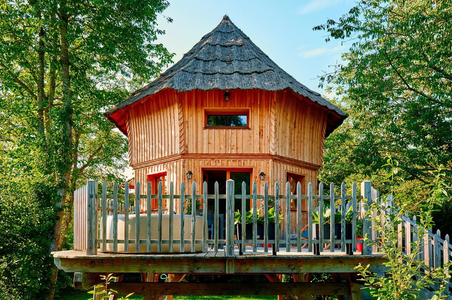 Roy-Boissy : camping Pause Vieux Moulin - cabane observatoire  66