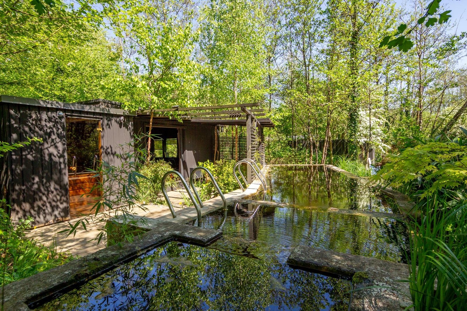 Saint-Quentin-en-Tourmont : Ecolodges en Baie de Somme lodge Forest  02