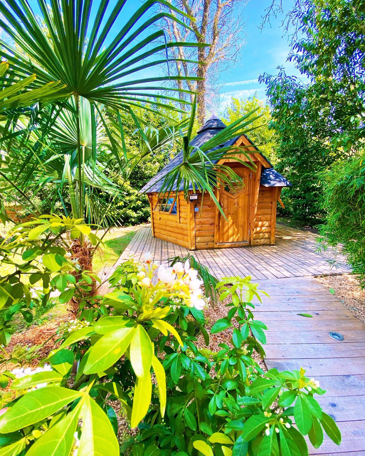 Saint-Leu d'Esserent : Camping le Pré des Moines - la cabane en bois 11