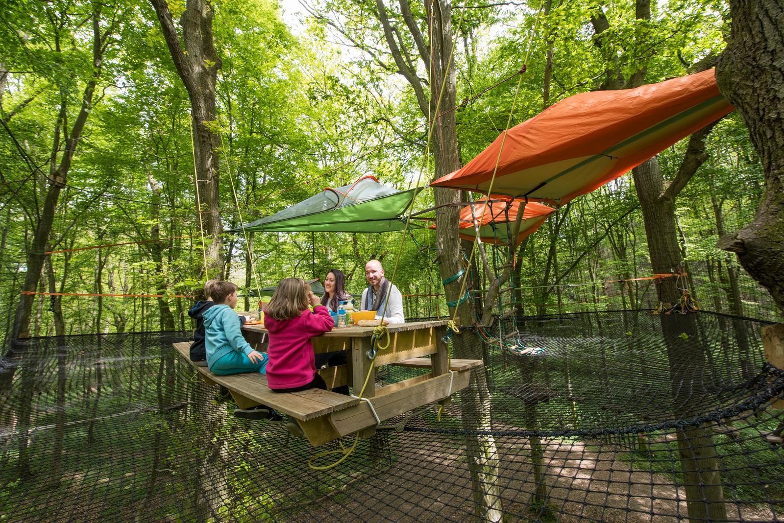 Ailly-sur-Noye : parc de loisirs Terrains d'Aventure 70
