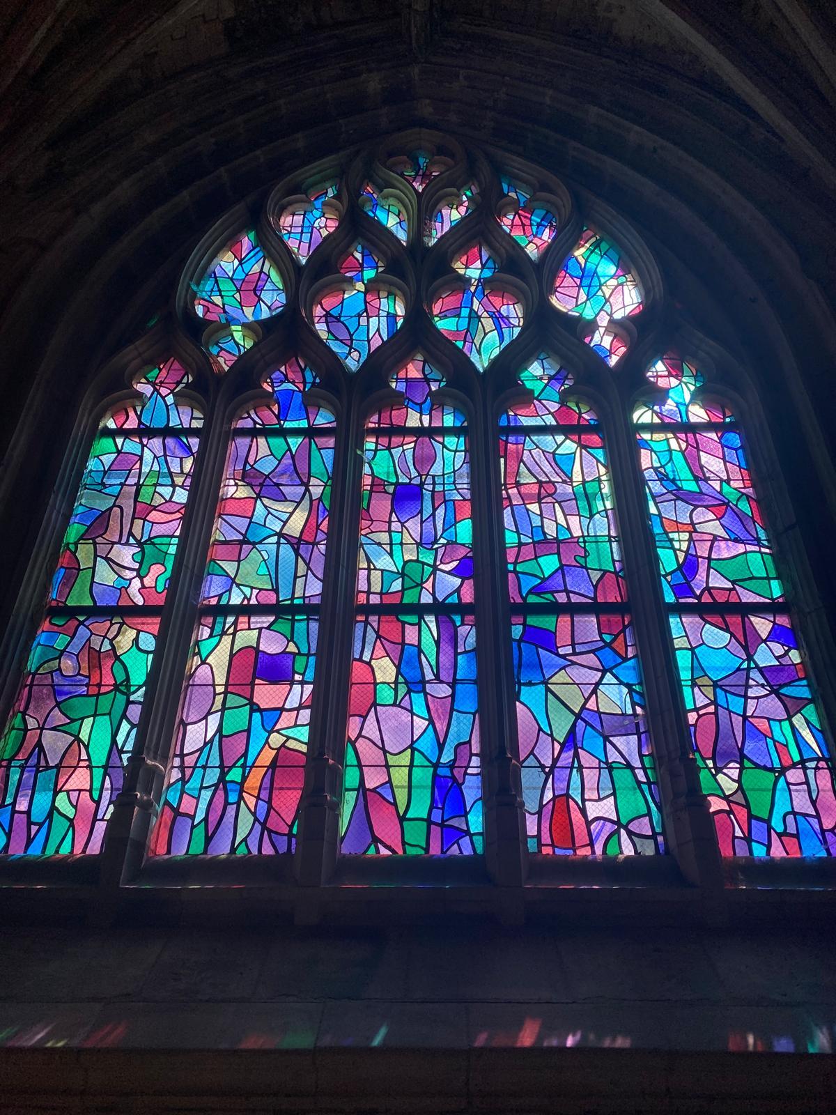 Abbeville : vitraux Manessier de l'église du Saint-Sépulcre 1IMG-20260203-WA0031