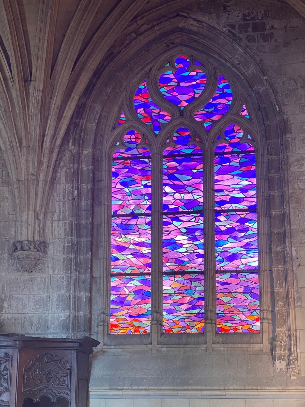 Abbeville : vitraux Manessier de l'église du Saint-Sépulcre 1IMG-20260203-WA0035