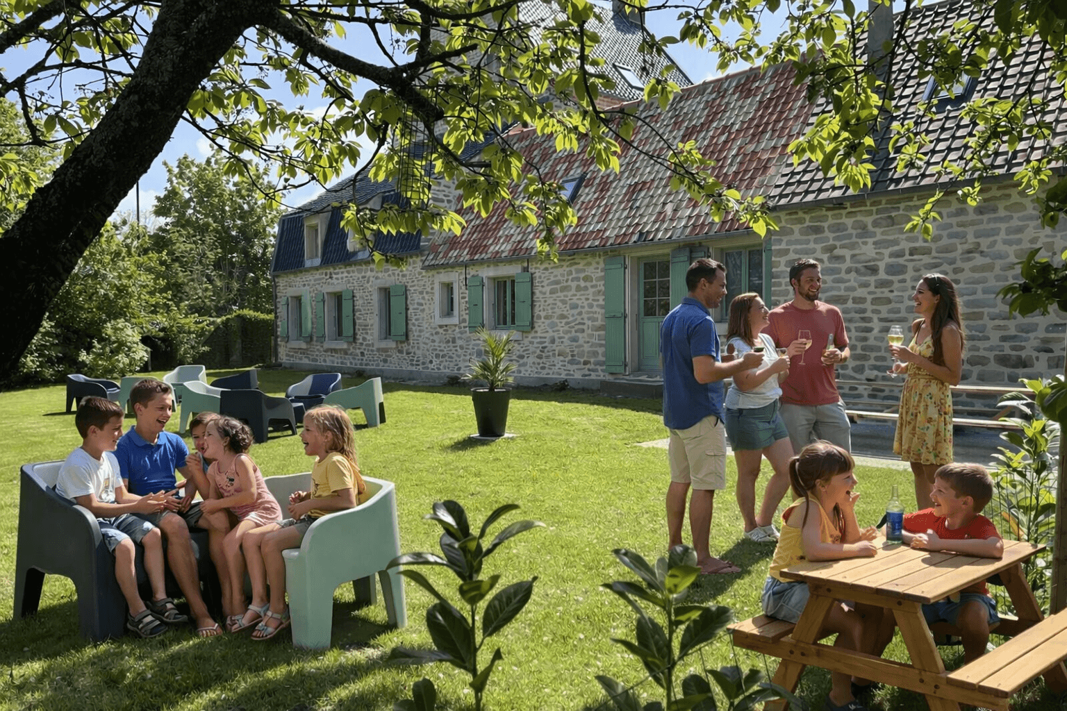 Domaine Saperlipopette avec famille et enfants