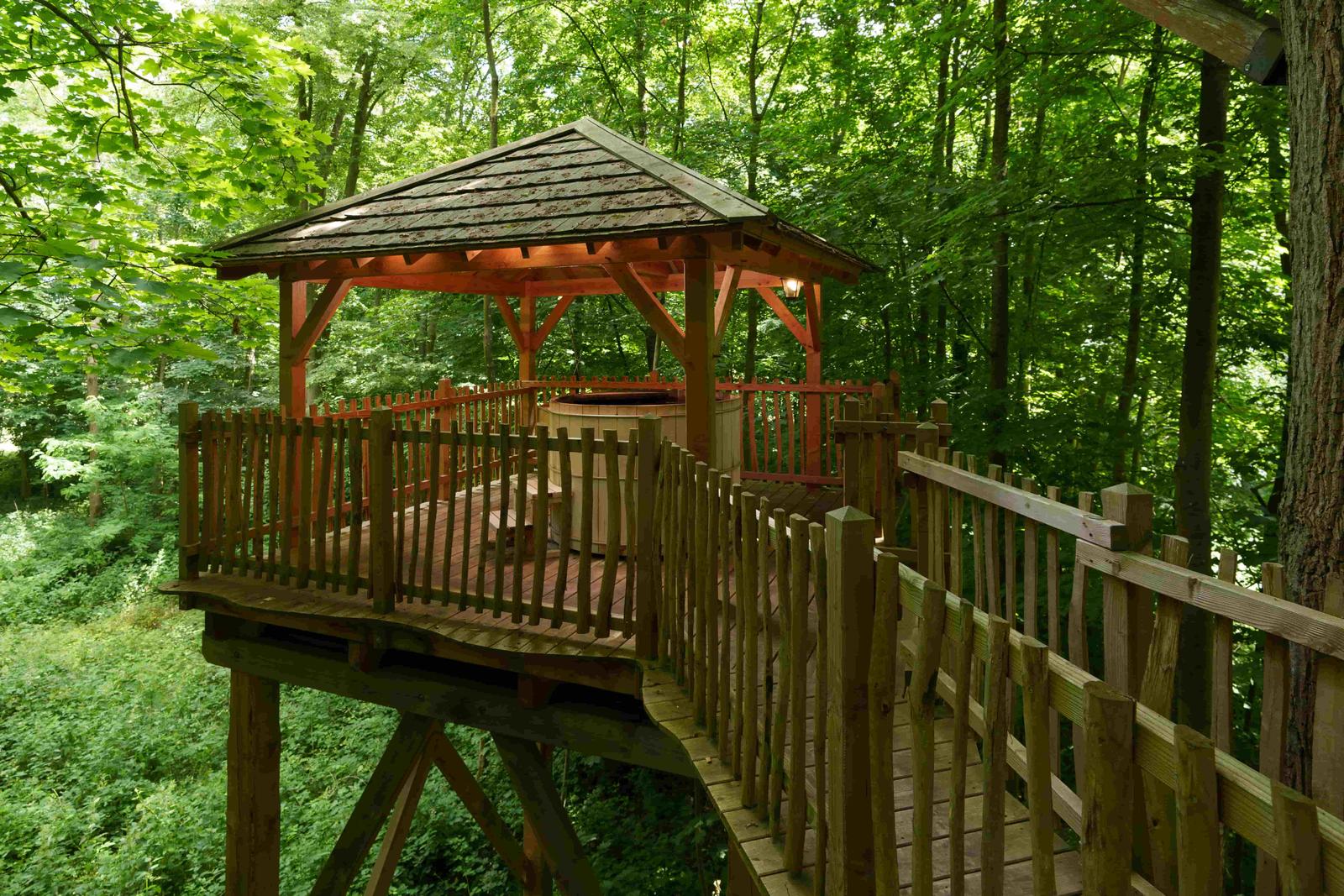 Raray : Cabanes des Grands Chênes - cabane spa Carpe Diem 