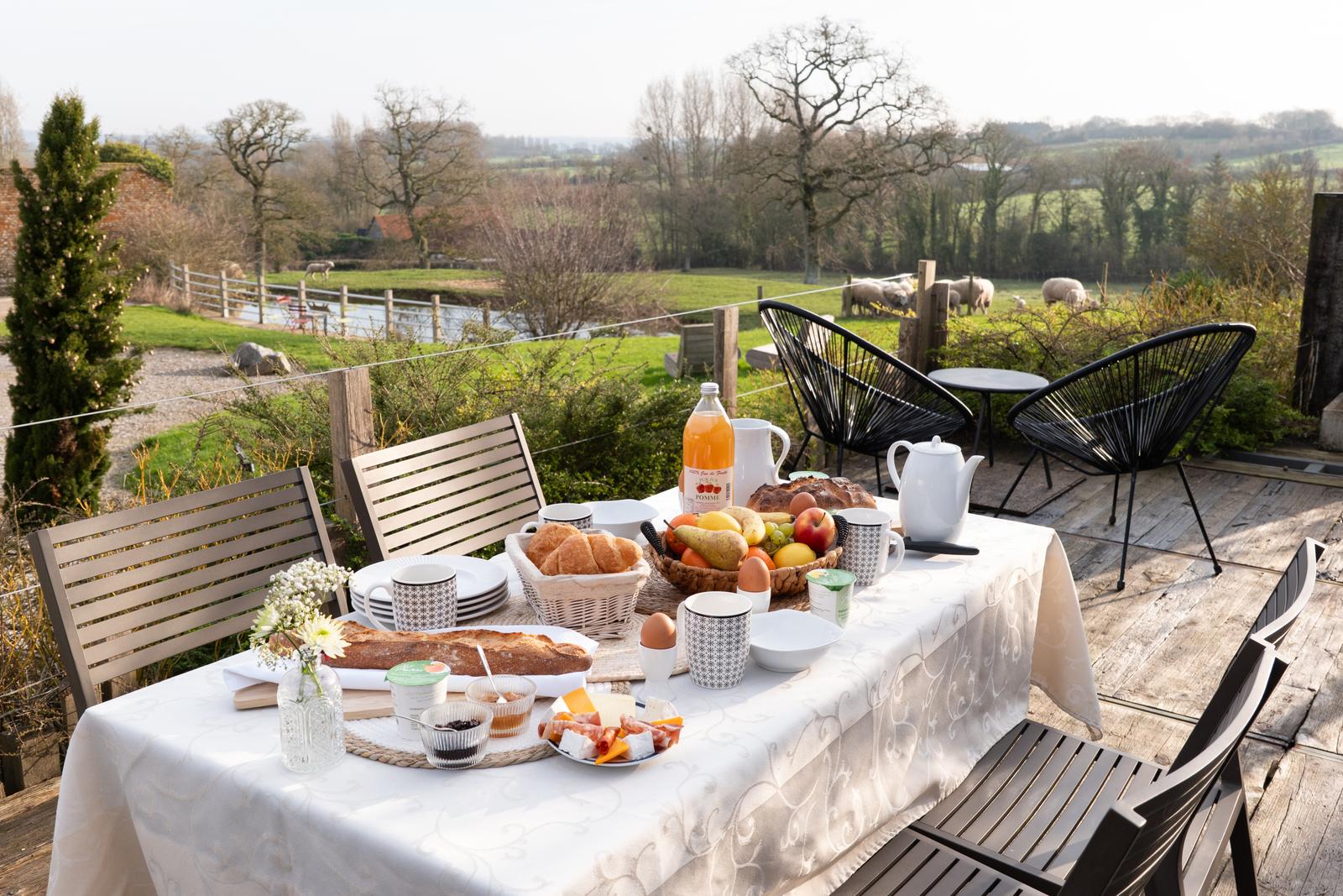 Wierre-Effroy : Ecodomaine le Verin - Petit-déjeuner