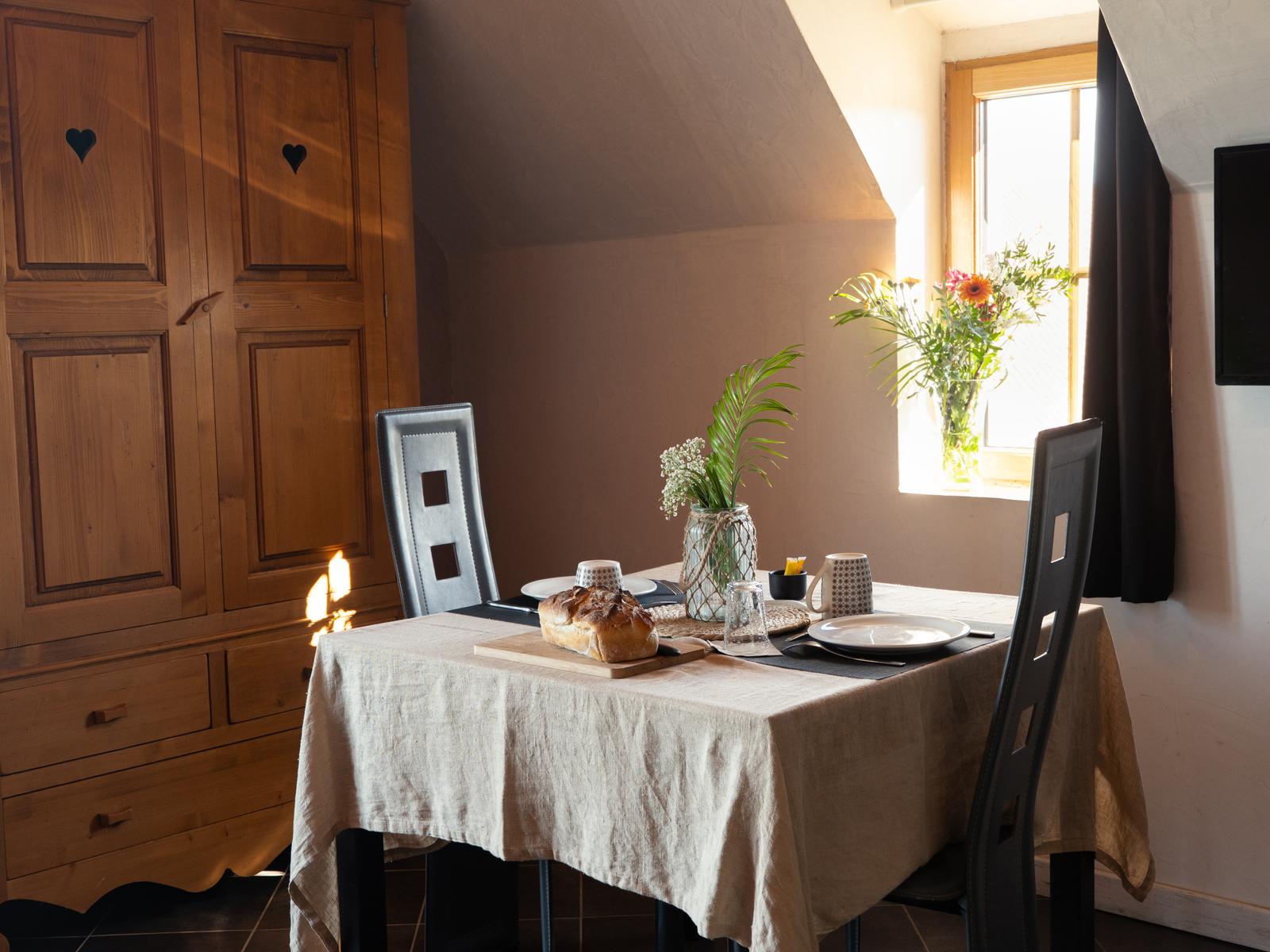 Wierre-Effroy - Ecodomaine le Verin - Coin repas