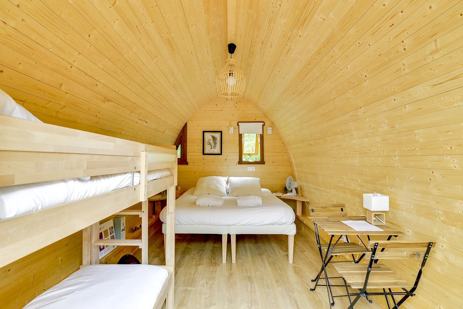 Le Bois de Rosoycabane spa chêne chambre - bois de rosoy