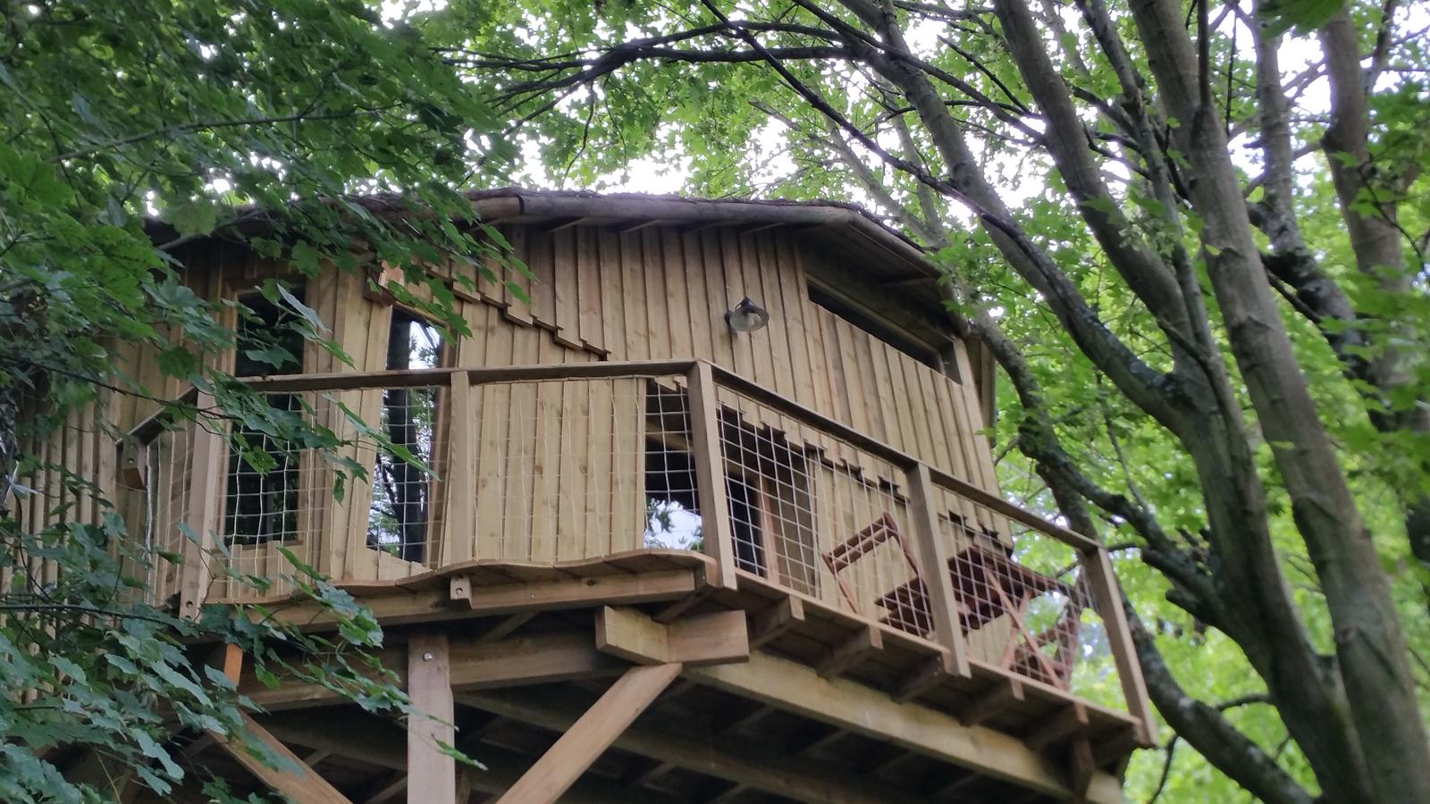 Port-le-Grand : Château des Tilleuls  - cabane Le Nichoir