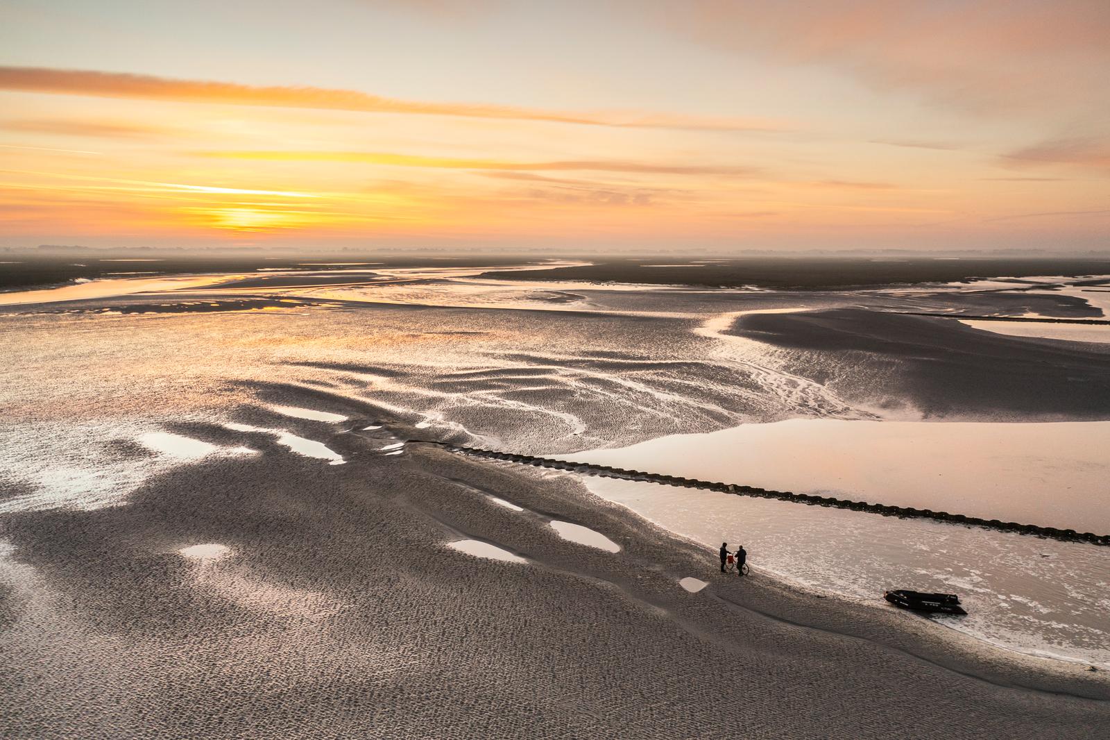Cap-Hornu : la plage au coucher du soleil