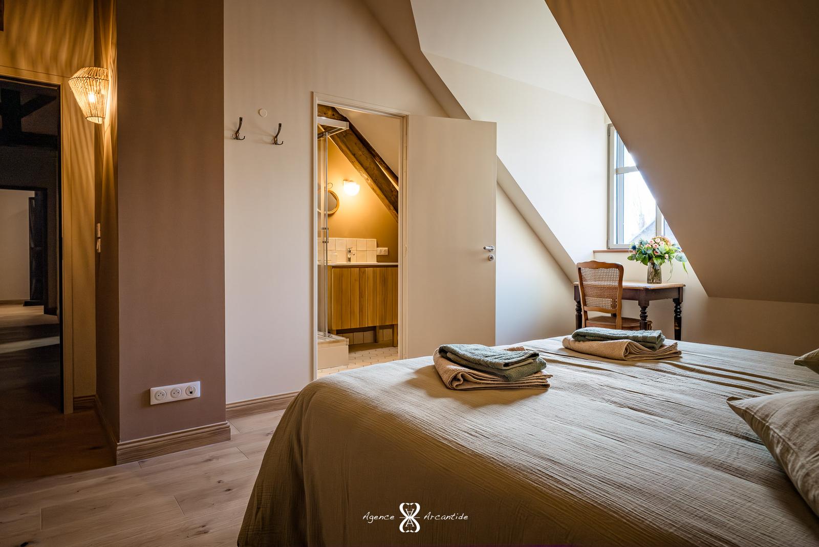 Rue : La Grande Pommeraie - chambre soleil couchant