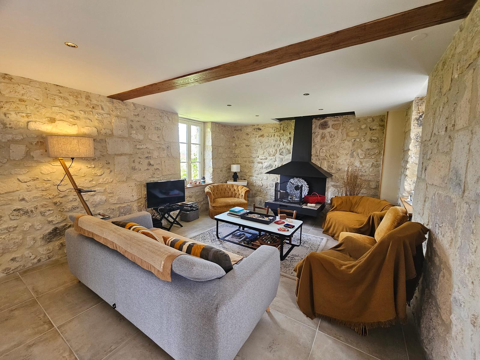 Largny-sur-Automne : Manoir de la Cour  15