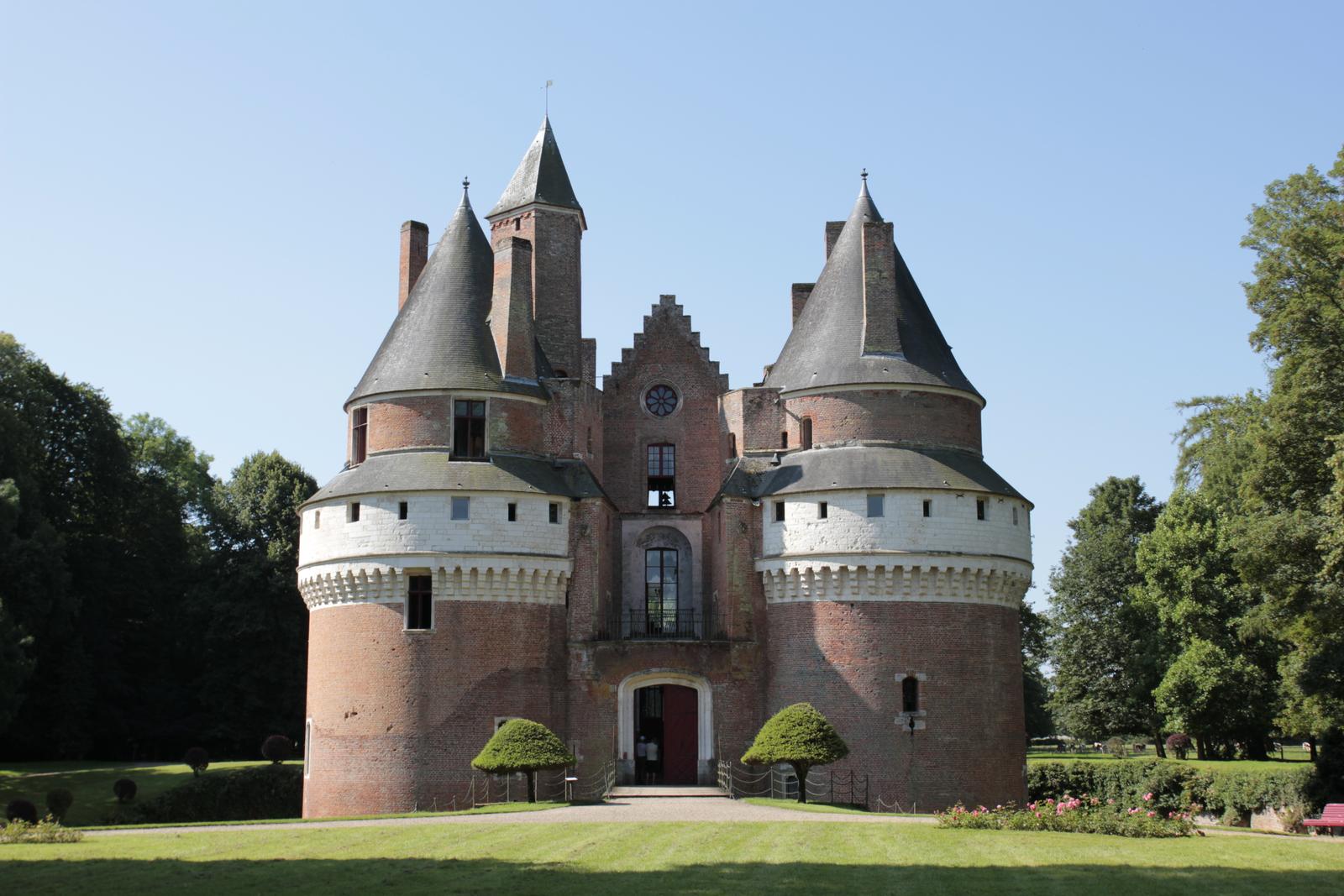 Rambures - château - 01