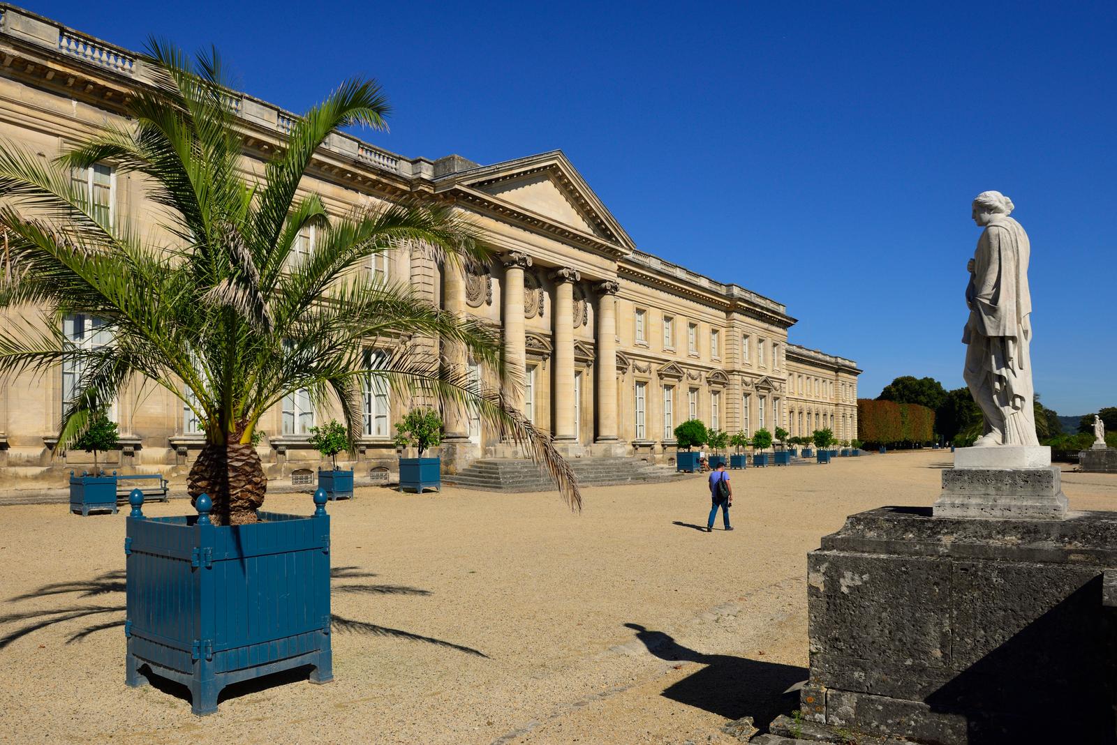 Compiègne : le château en été 05