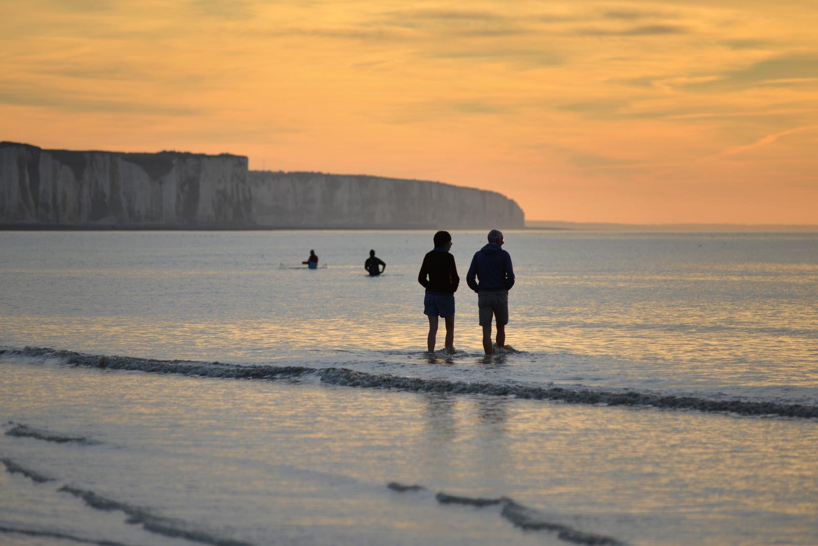 Ault : couple sur la plage
