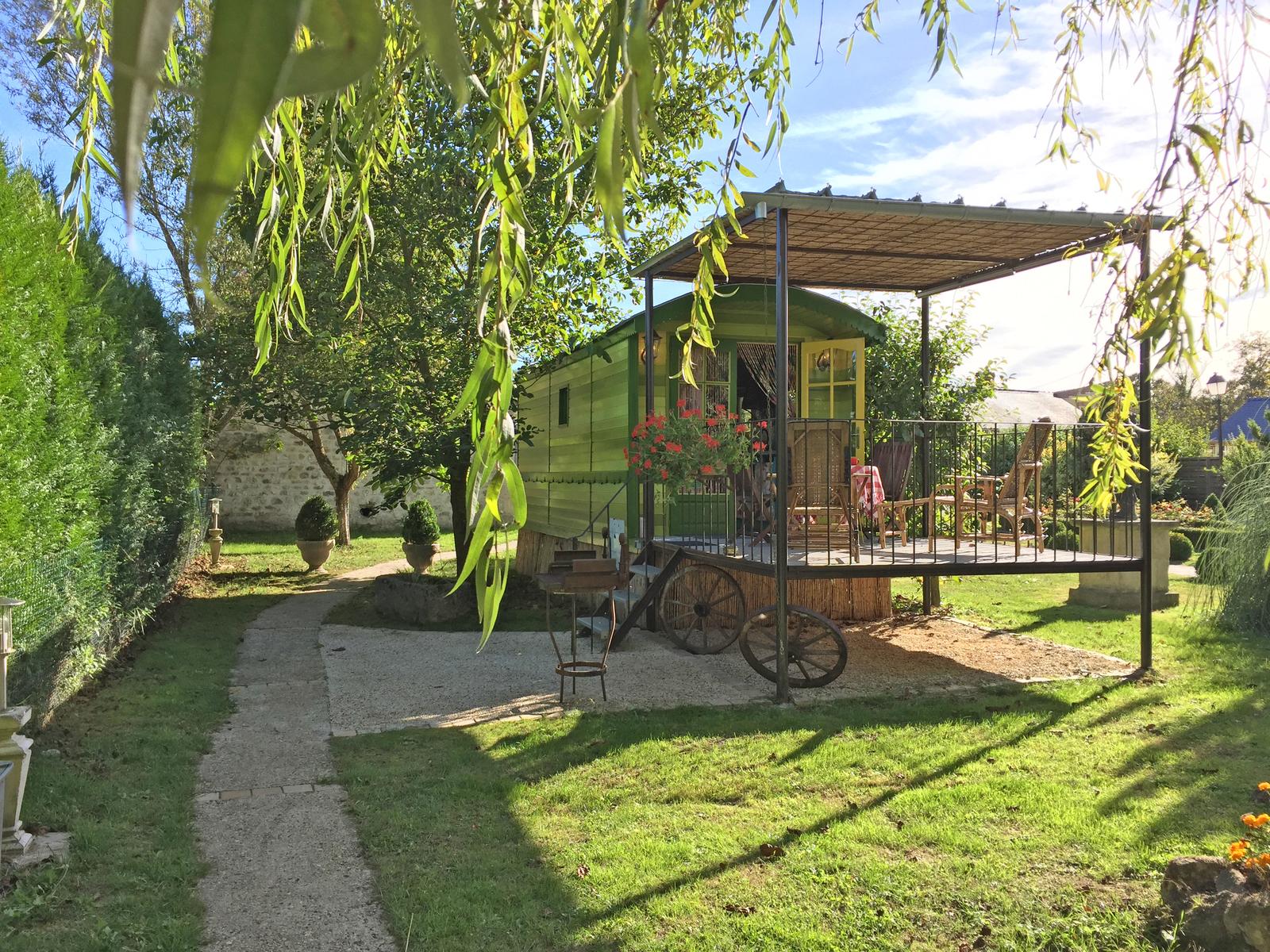 Marchais : roulotte Le Grand Logis 24