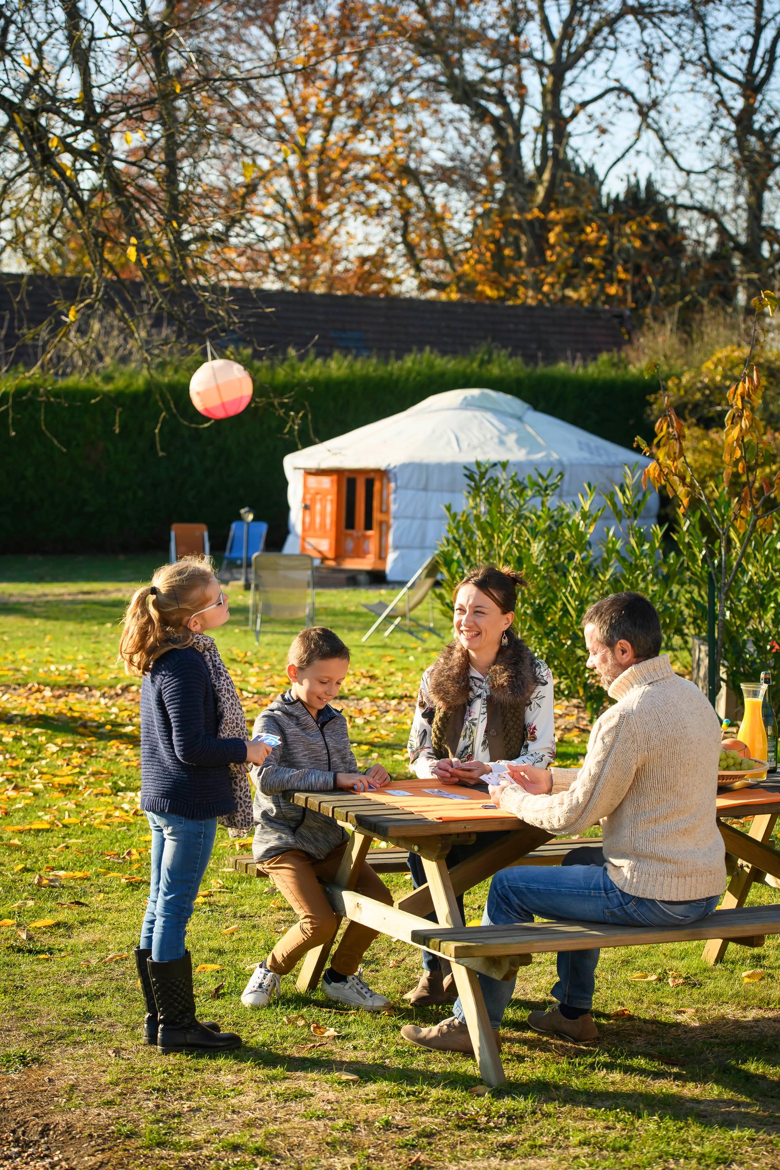 Trie-Château : le village des templiers, yourte 10