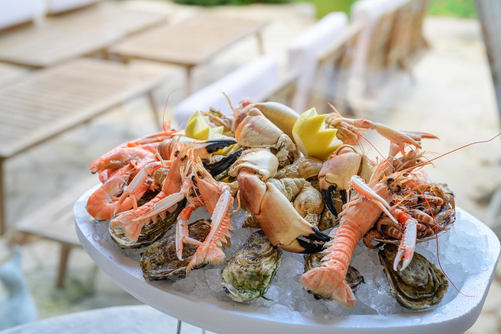 Sailly-Flibeaucourt : la Cour d'Hortense, plateau de fruits de mer
