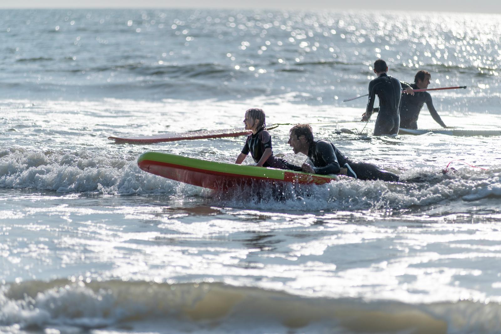 Baie de Somme : parent et enfant en stand-up paddle