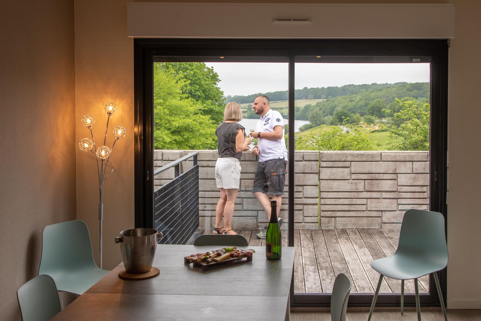 Eppe-Sauvage : station touristique du Valjoly, appart-hôtel 01