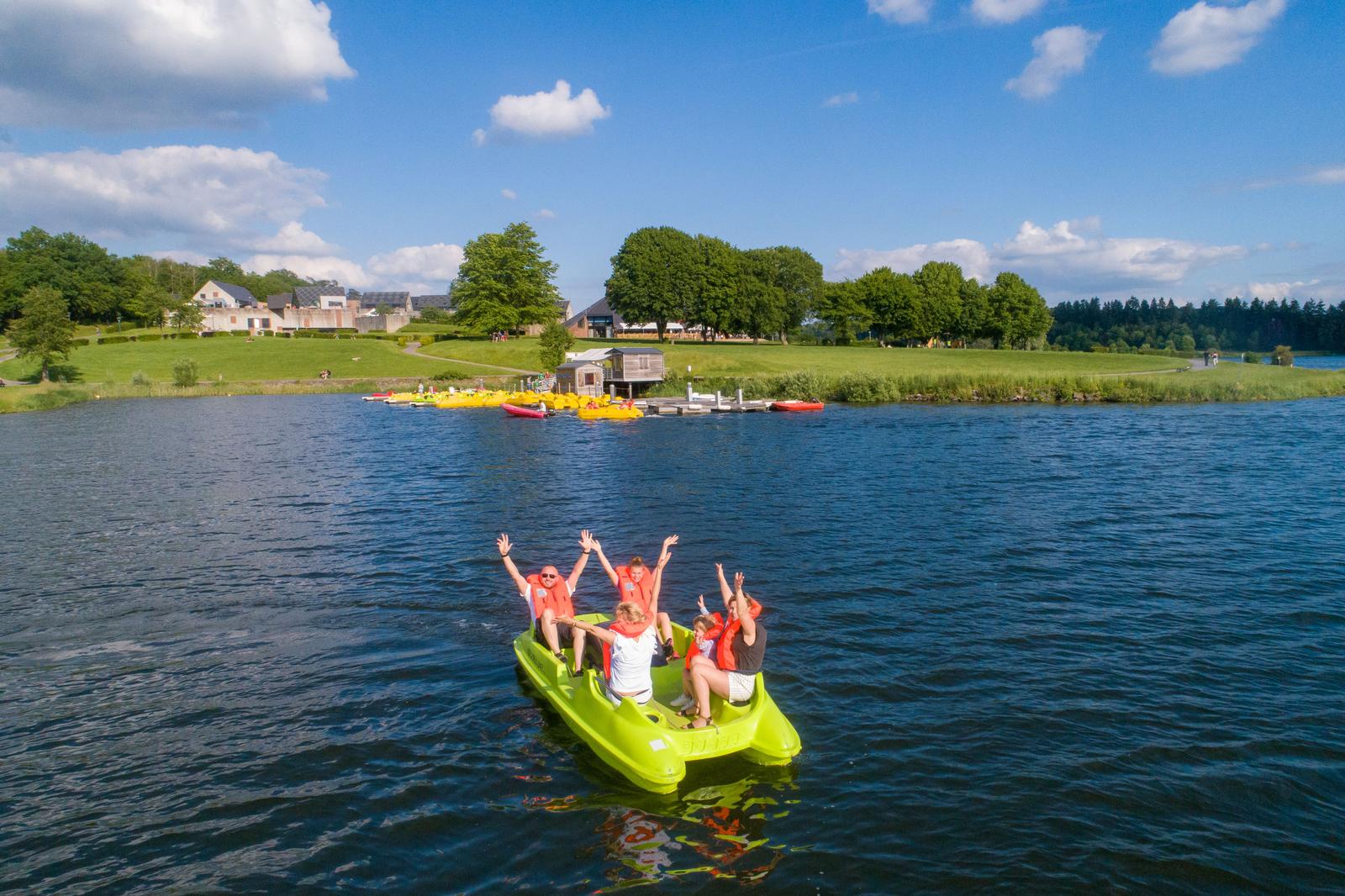 Eppe-Sauvage : station touristique du Valjoly, activités nautiques 03