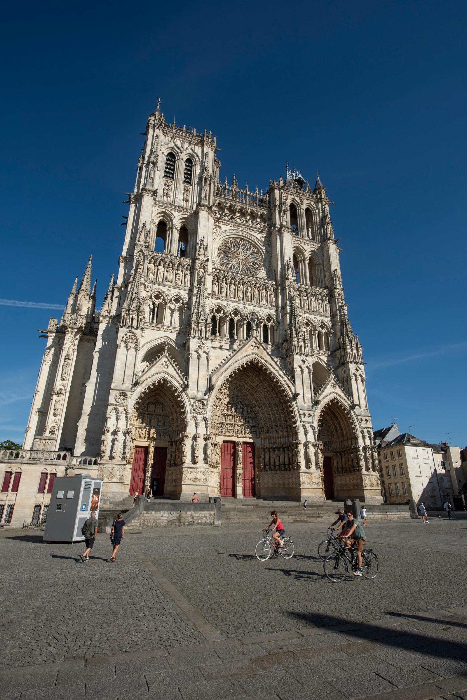 Amiens : la cathédrale en été 12