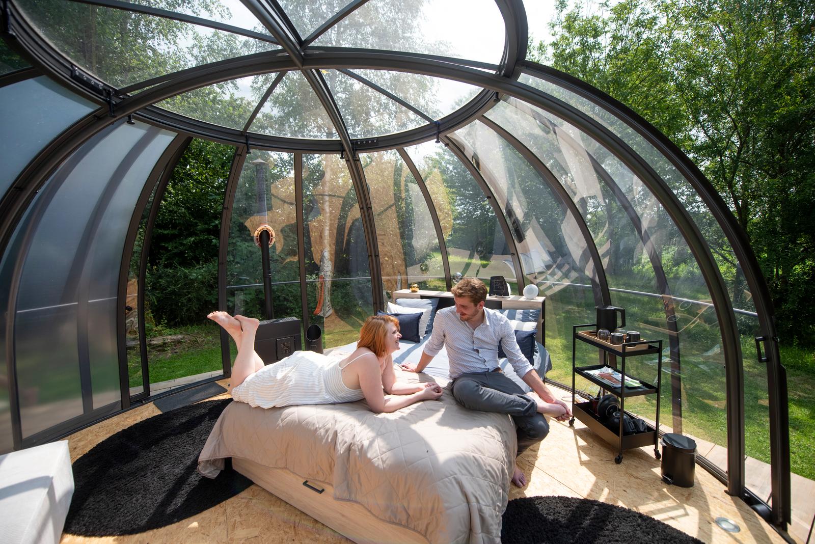 Etréaupont : couple dans la bulle, hébergement insolite, au domaine des Foulons 09