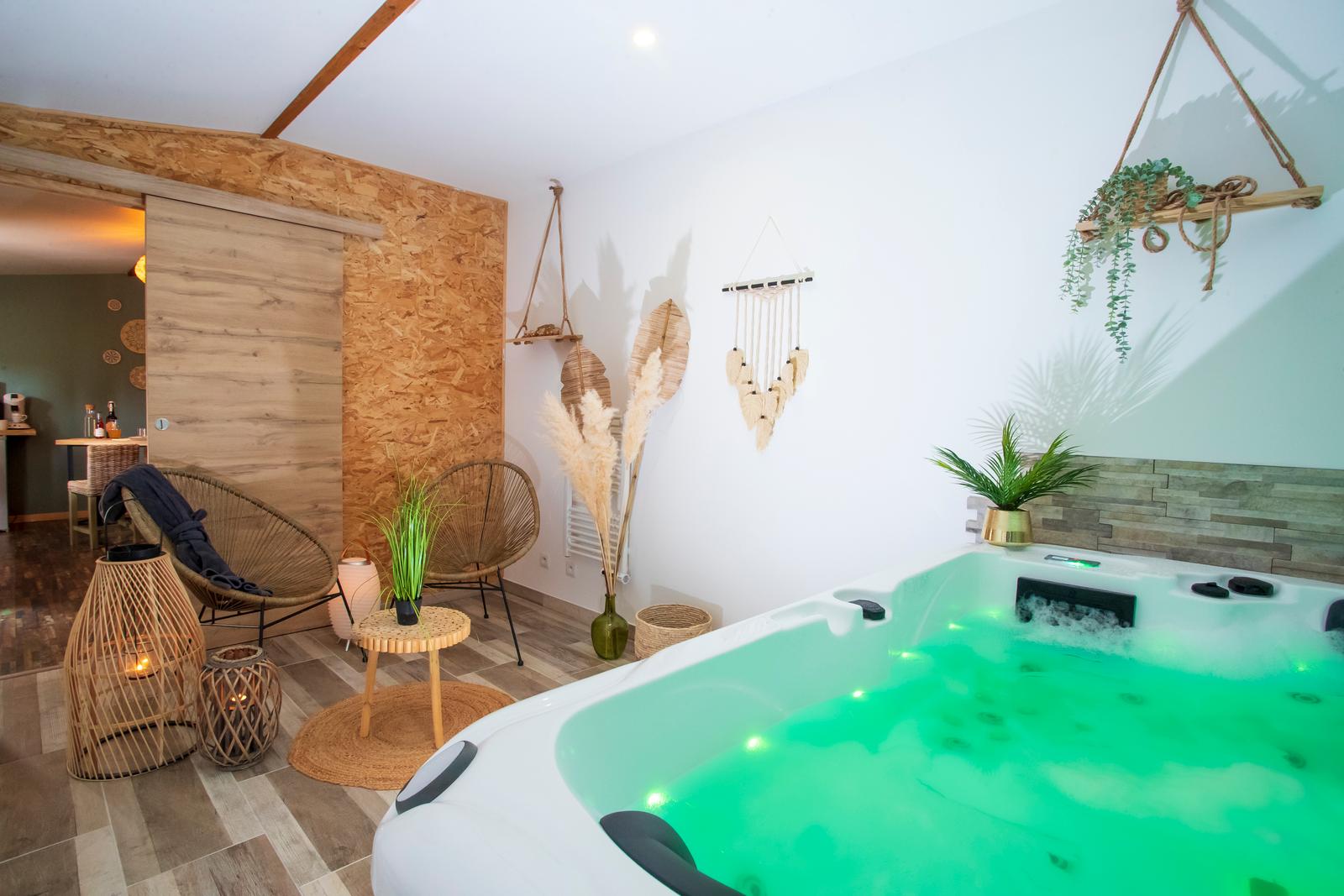 Quesnoy-le-Montant : gîte Le Bohème et Spa, le spa 05